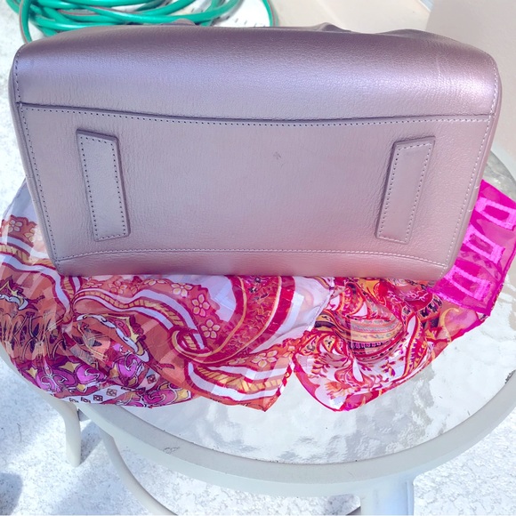 Givenchy -Paris - Small Leather Limited Edition Satchel- Calf Leather - Picture 3 of 11